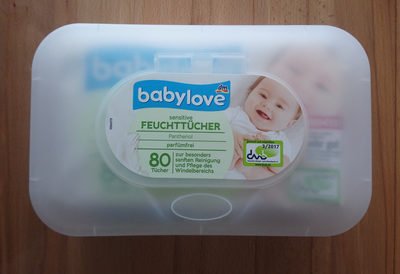 babylove Feuchttücher sensitive + Box