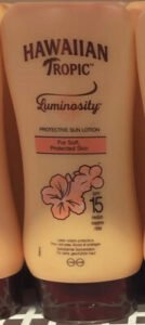 Hawaiian Tropic Luminosity protective sun lotion SPF 15
