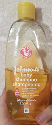 Johnson’s baby shampoo shampooing