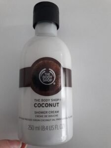 L’Oréal, L’Oreal Luxe, The Body Shop Coconut Bath Shower Gel / Cream