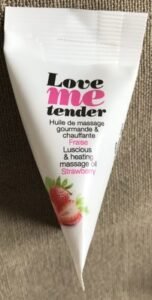 Love me Tender Huile de massage gourmande & chauffante Fraise