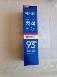 Median Korean toothpaste None