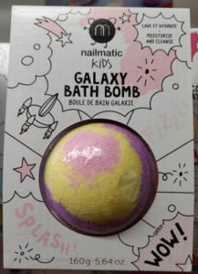 nailmatic Galaxy bath bomb