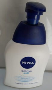 Nivea creme soft