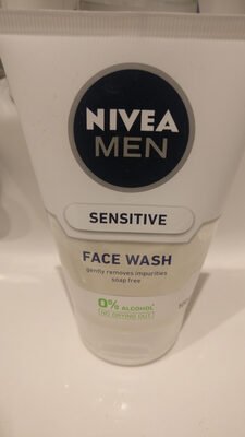 Nivea Nivea Men Sensitive Face Wash