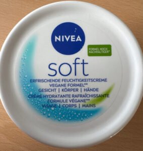 Nivea None