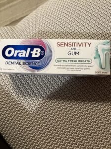 Oral-B DENTAL SCIENCE Oral-B SENSITIVITY AND GUM