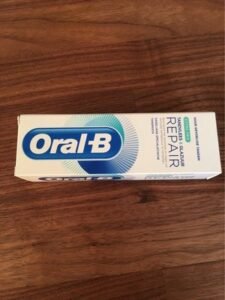 Oral – B Extra fraicheur répare gencives et email
