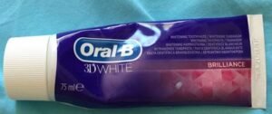 Oral B, Procter & Gamble Oral-B 3D WHITE LUXE éclat et glamour