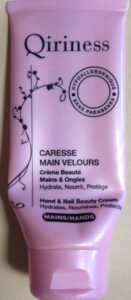 Qiriness, Trimar Caresse main velours