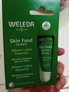 Weleda weleda skin food lip balm