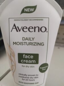 Aveeno Daily Moisturing Face Cream