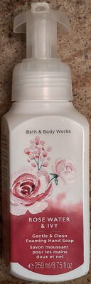 Bath & Body Works Rose Water & Ivy Gentle & Clean Foaming Hand Soap