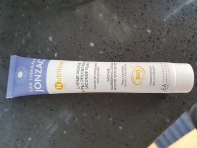 Eau thermake Jonzac Crème visage effet protecteur seconde peau