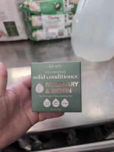 Kitsch Rosemary and Biotin volumizing solid conditioner