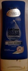 Labell Lait corps sous la douche
