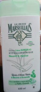 Le Petit Marseillais Douche crème surgras hypoallergénique seve d’aloe vera et beurre d’amande