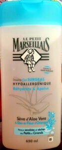 Le Petit Marseillais Douche gel surgras hypoallergénique à la sève d’aloe vera et à l’eau de fleur d’oranger