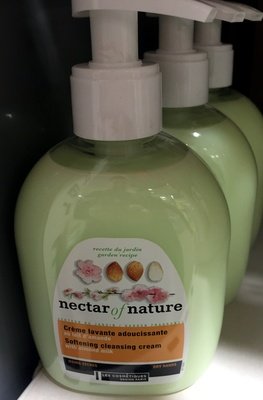 Les Cosmétiques Design Paris, Nectar of Nature Crème lavante adoucissante au lait d’amande