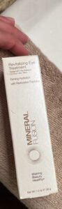 Mineral Fusion Revitalizing Eye Treatment