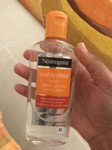 Neutrogena Visibly Clear