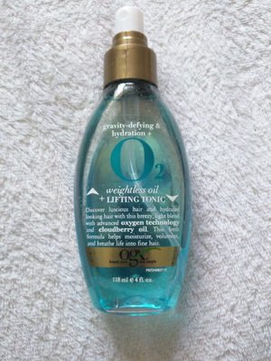 OGX OGX Gravity-Defying & Hydration + O2 Weightless Oil + Lifting Tonic
