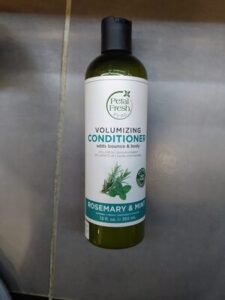 Petal Fresh Volumizing Conditioner