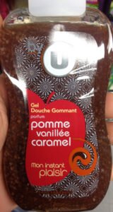 U Gel douche gommant parfum pomme vanillée caramel